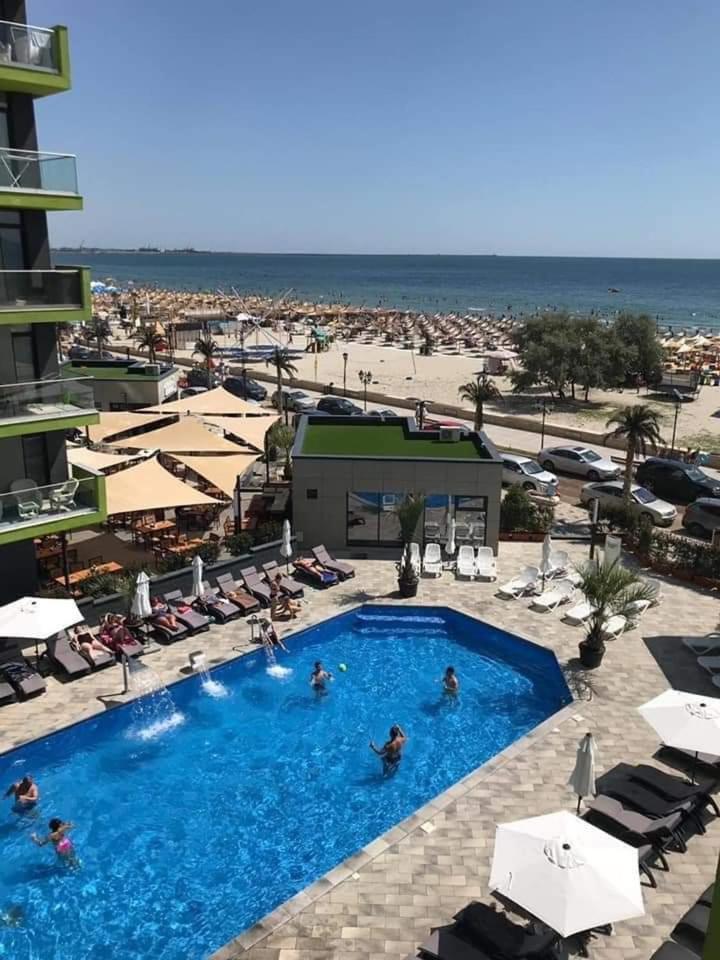 Isabelle Apartament Alezzi Beach Resort Mamaia Nord Năvodari Exteriör bild