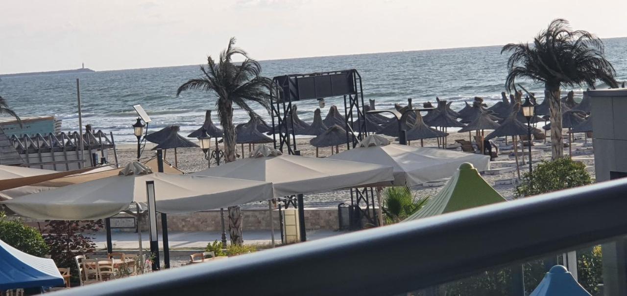 Isabelle Apartament Alezzi Beach Resort Mamaia Nord Năvodari Exteriör bild