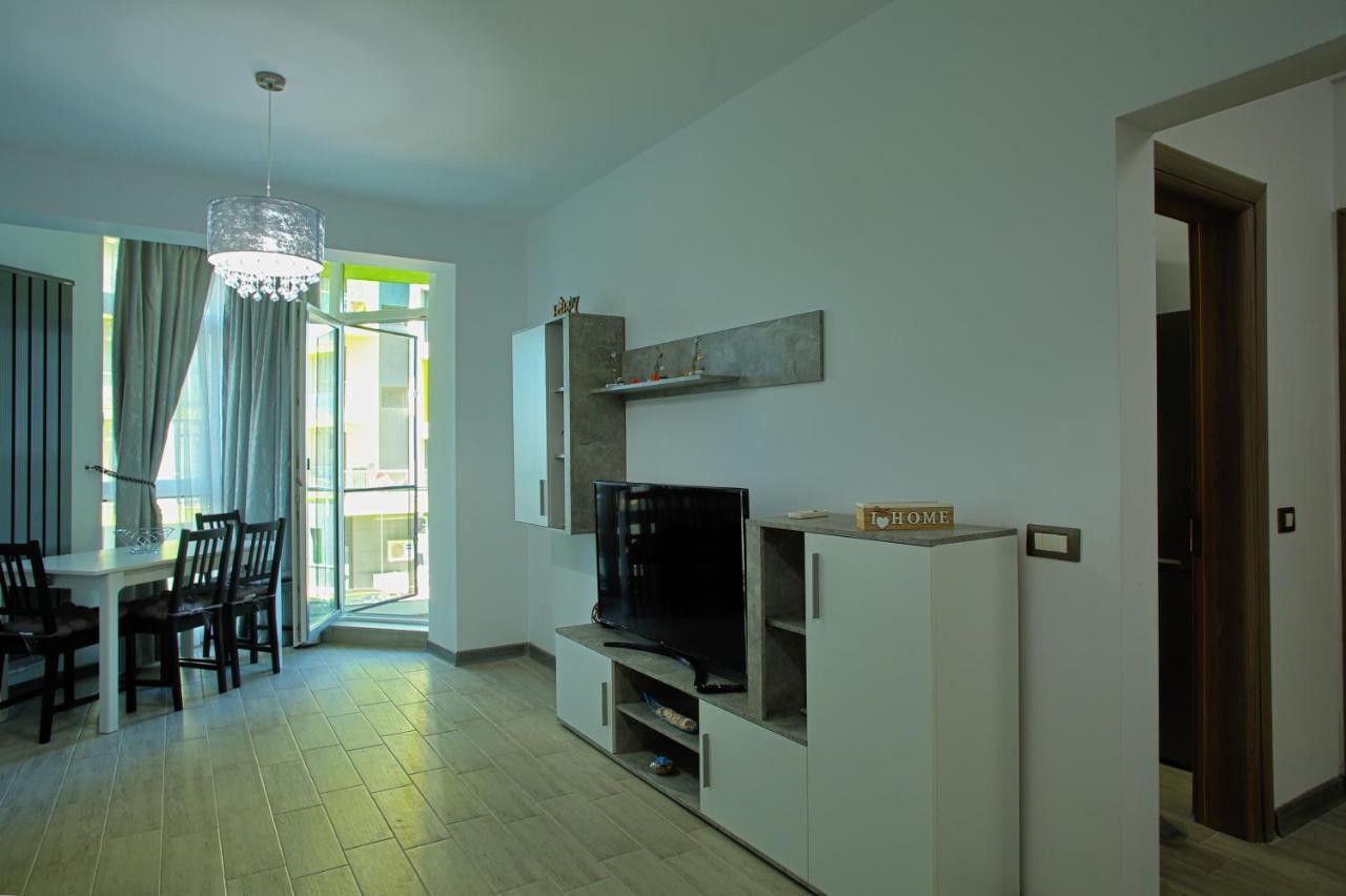 Isabelle Apartament Alezzi Beach Resort Mamaia Nord Năvodari Exteriör bild