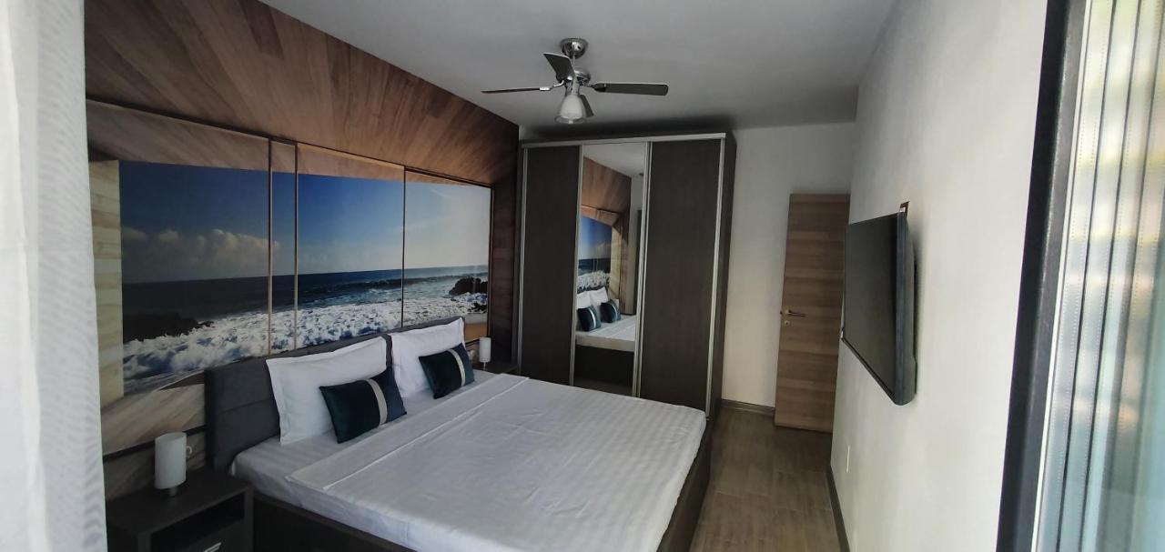 Isabelle Apartament Alezzi Beach Resort Mamaia Nord Năvodari Exteriör bild