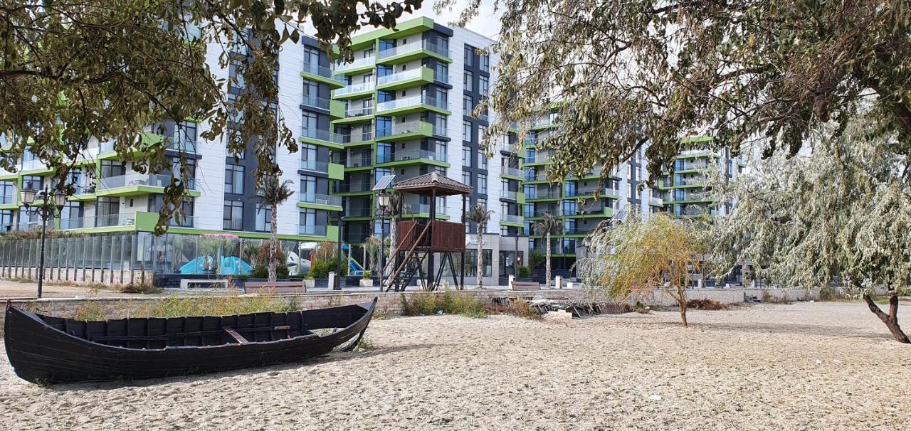 Isabelle Apartament Alezzi Beach Resort Mamaia Nord Năvodari Exteriör bild